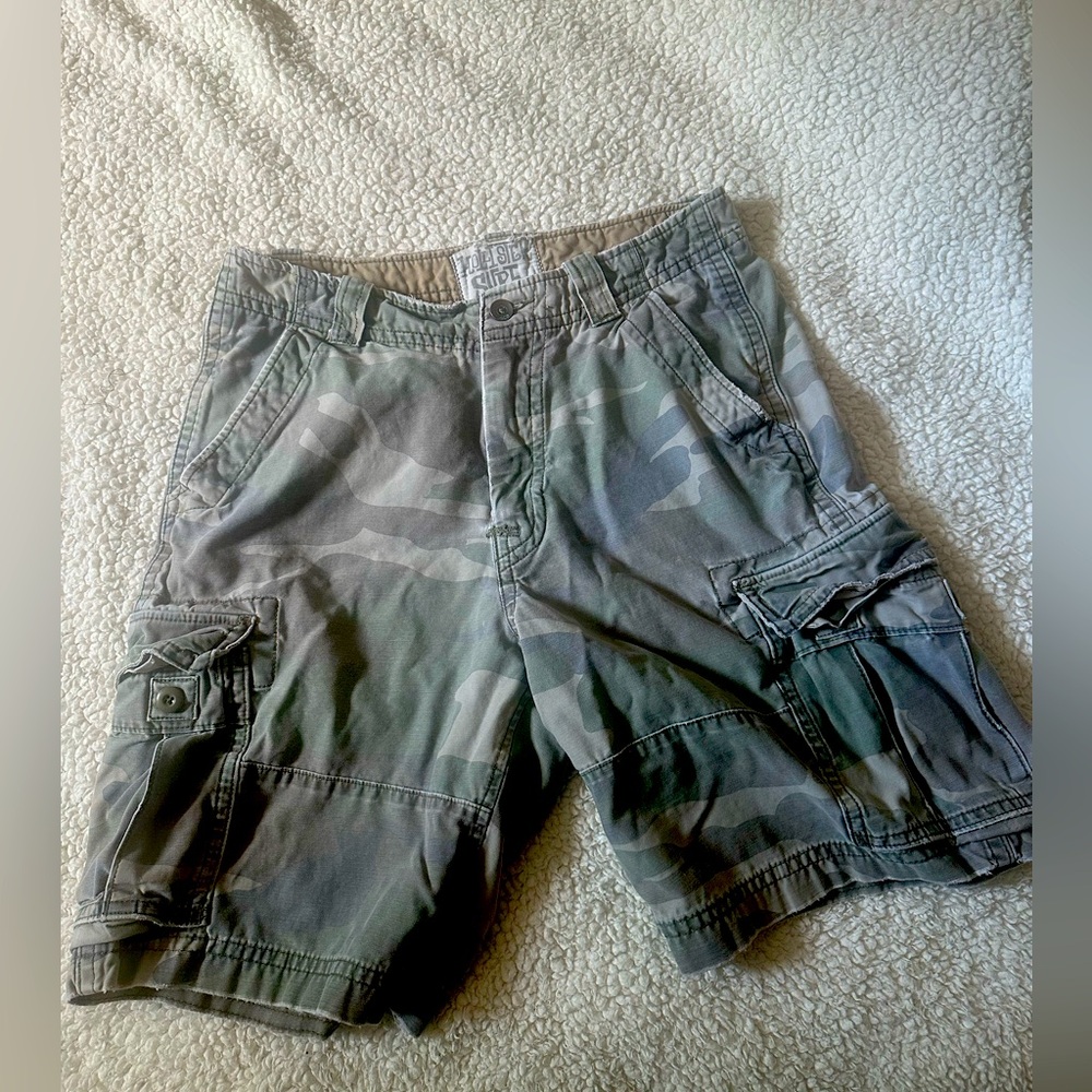Hollister Camo Cargo shorts